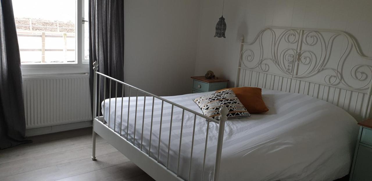 Bed En Breakfast Bernisse Zuidland Bagian luar foto