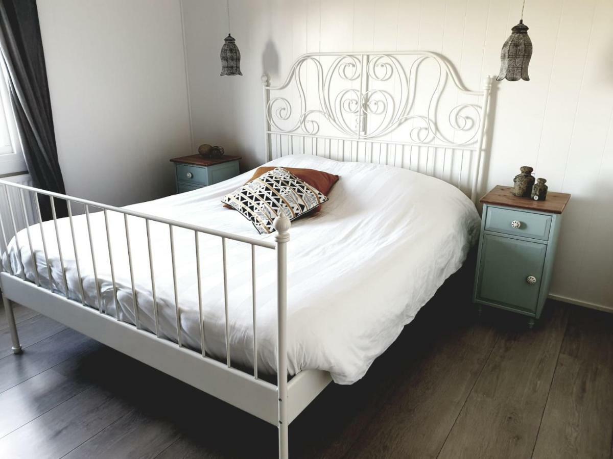 Bed En Breakfast Bernisse Zuidland Bagian luar foto